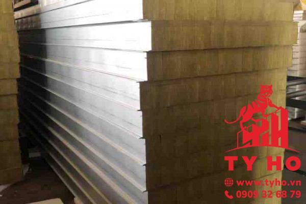 Tấm Panel Rockwool 3 lớp