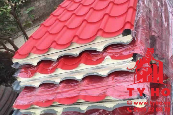 Tôn cách nhiệt sóng ngói