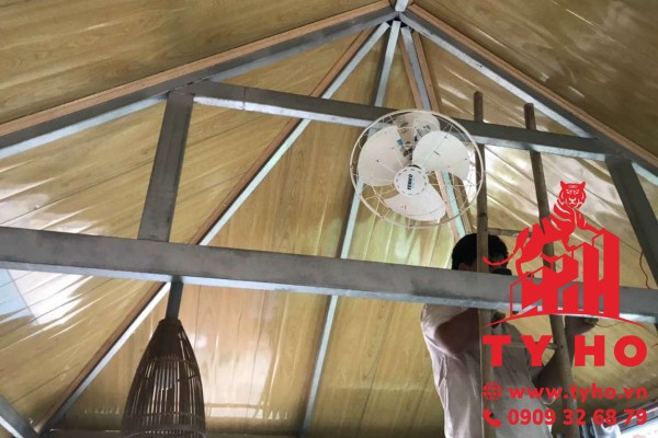 Trần tôn PU cho nhà xưởng - “Lá chắn kim cương” cho thời đại mới